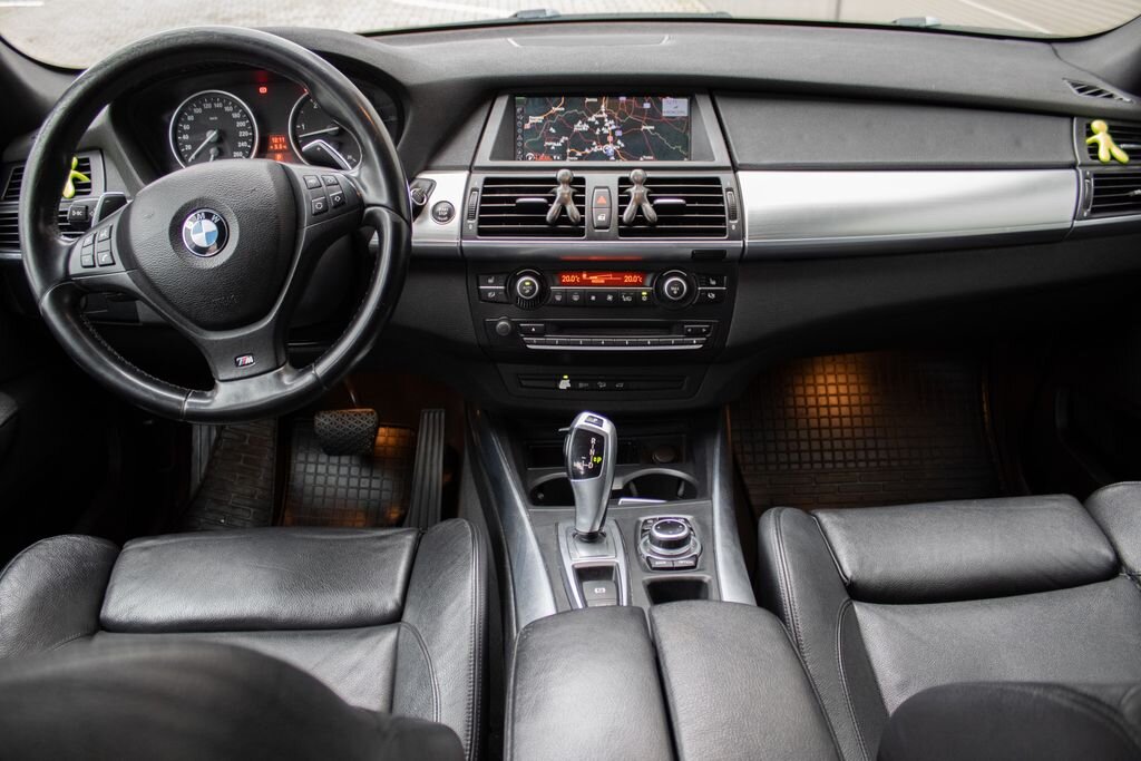 BMW X5 SUV 3,0 l 180 kw