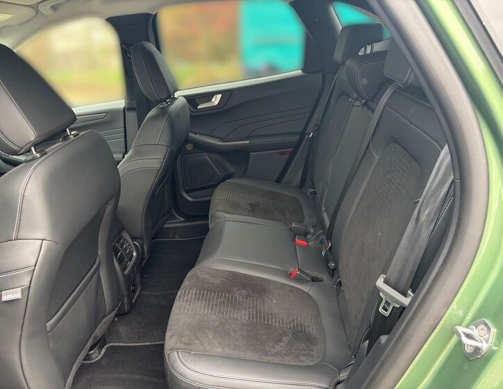 Ford Kuga SUV / Terénní 2,5 l 178 kw