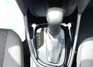 Toyota Yaris Cross CUV / Crossover 1,5 l 68 kw