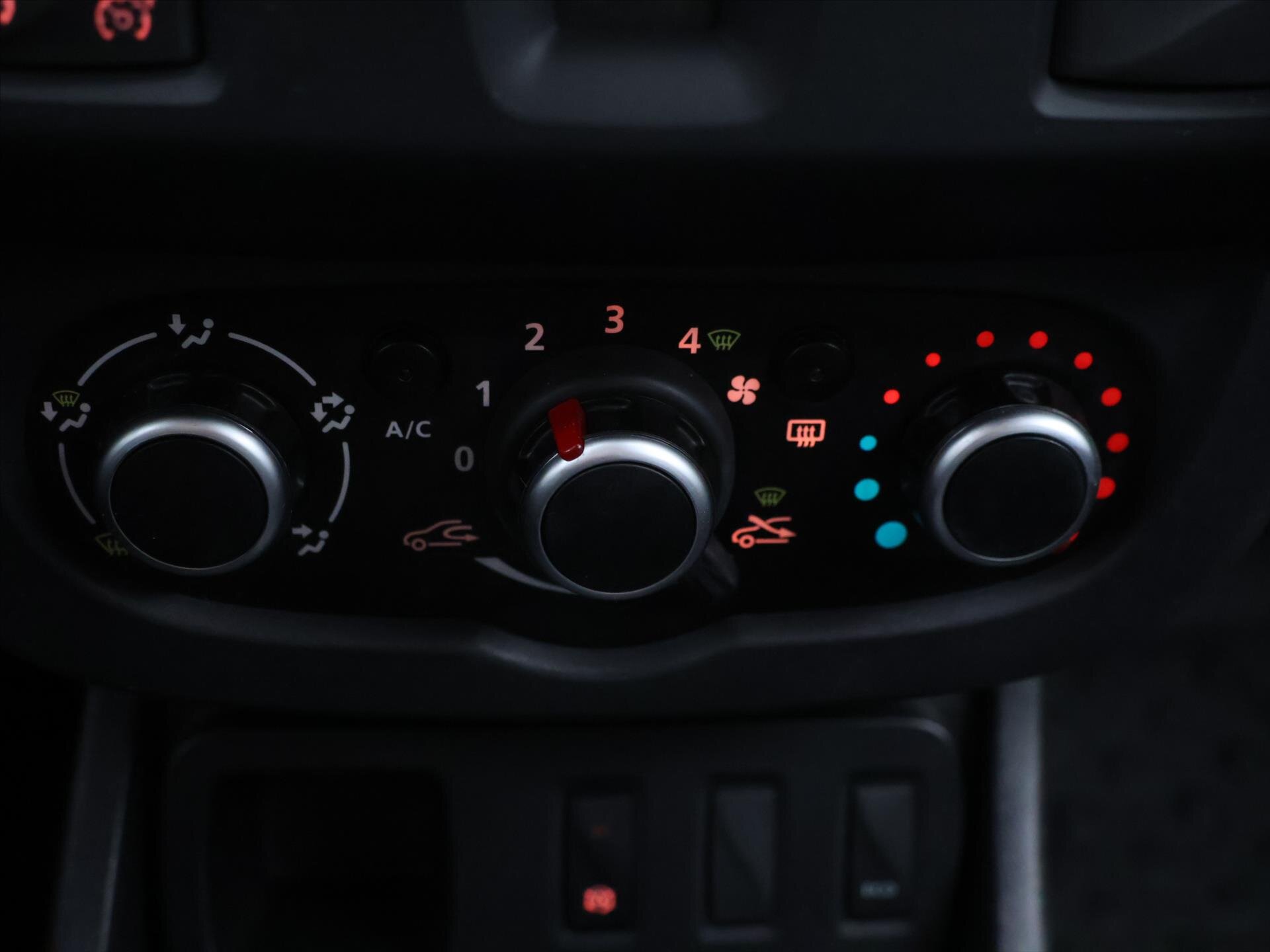 Dacia Duster SUV 1,6 l 84 kw