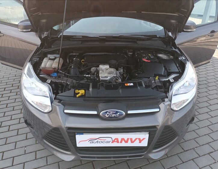 Ford Focus Kombi 998,0 92 kw