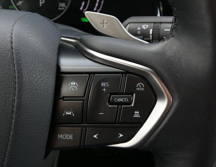 Lexus RX 350h SUV / Terénní 2,5 l 140 kw