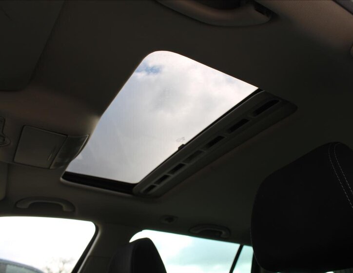 Škoda Octavia Kombi 2,0 l 103 kw