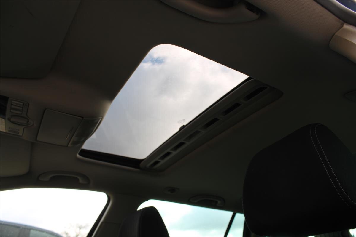 Škoda Octavia Kombi 2,0 l 103 kw