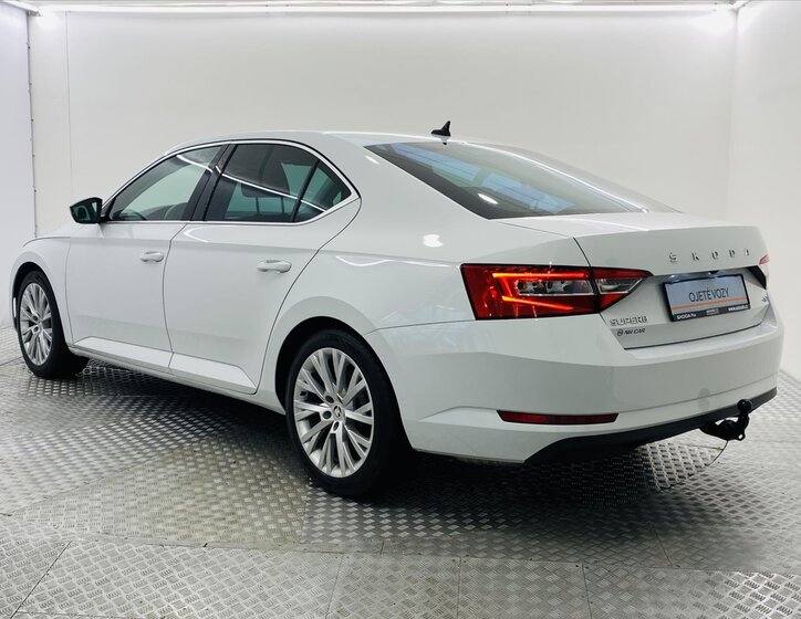 Škoda Superb Liftback 2,0 l 140 kw