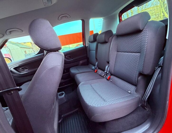 Škoda Roomster Kombi 1,2 l 77 kw