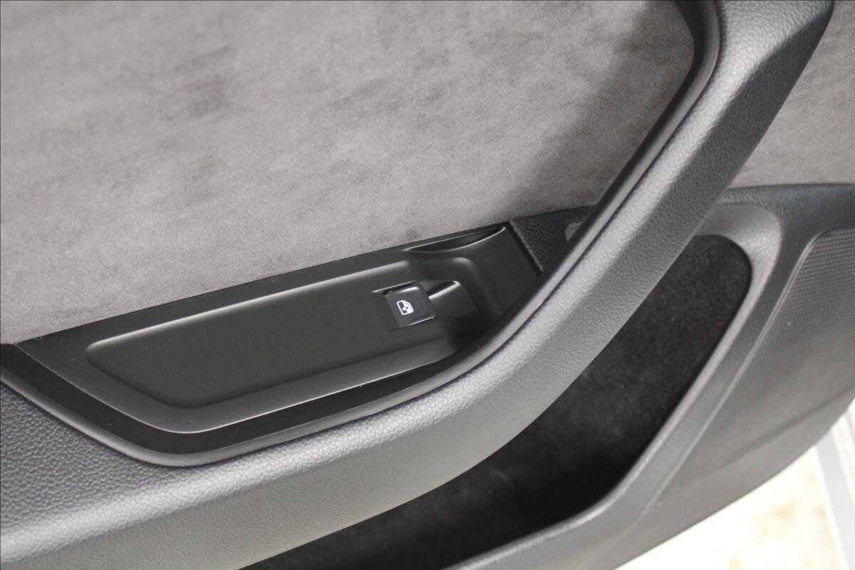 Škoda Superb Kombi 2,0 l 110 kw