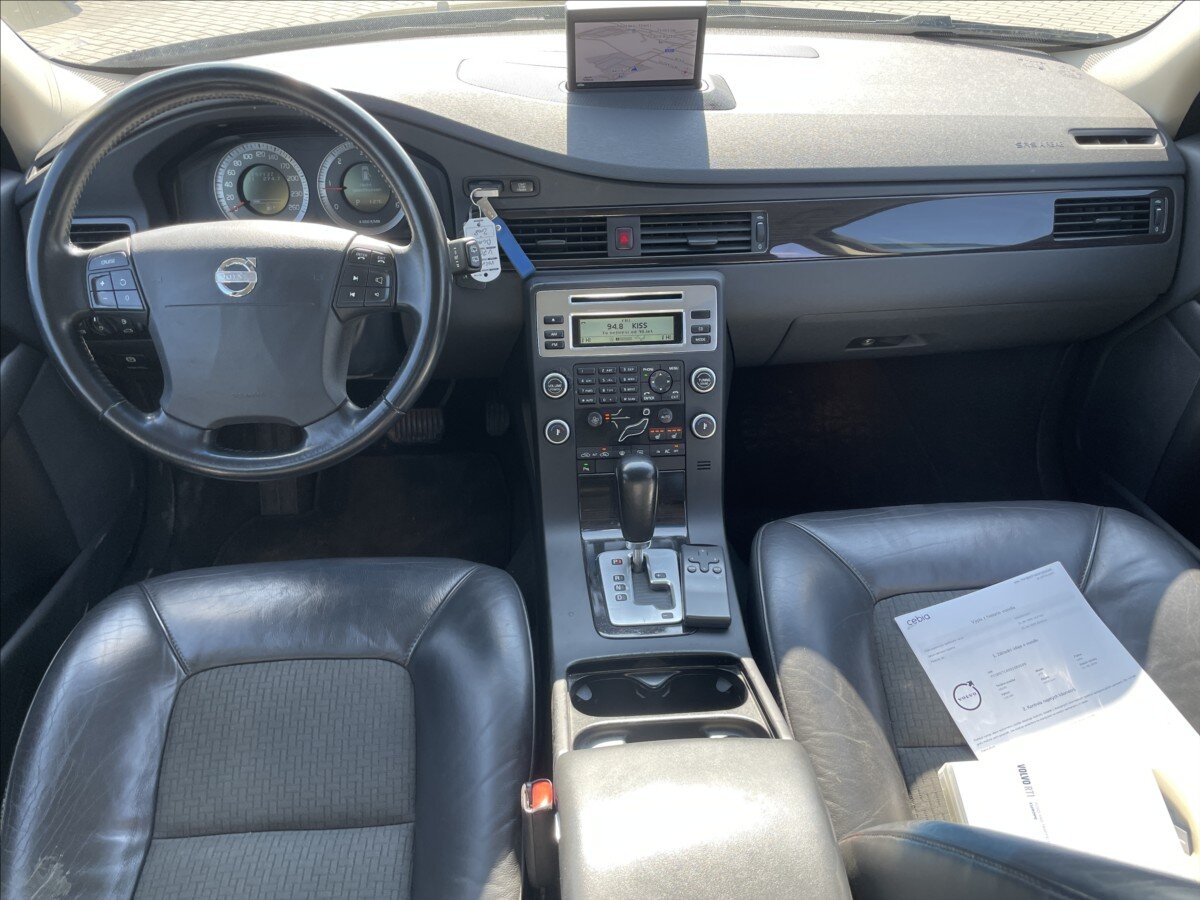 Volvo V70 Kombi 2,4 l 136 kw