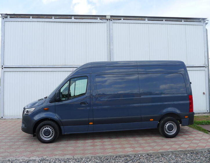 Mercedes-Benz Sprinter 6
