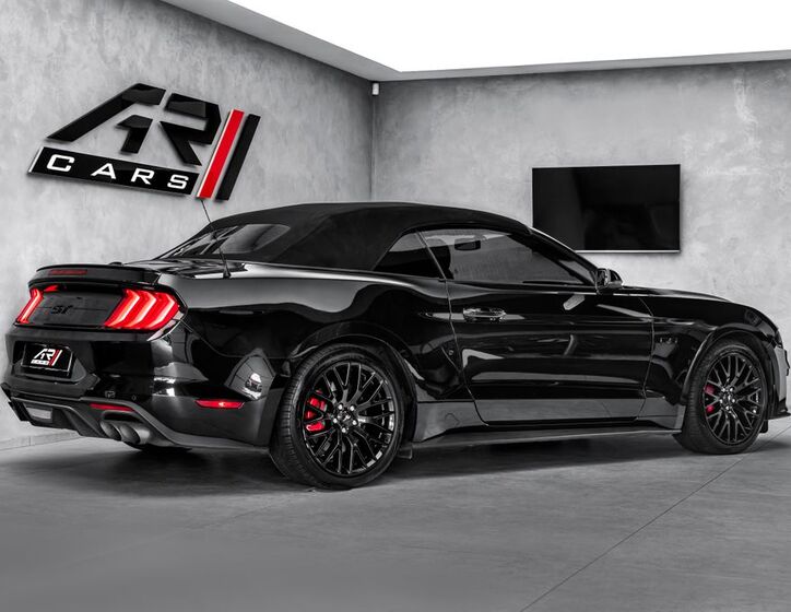 Ford Mustang 7