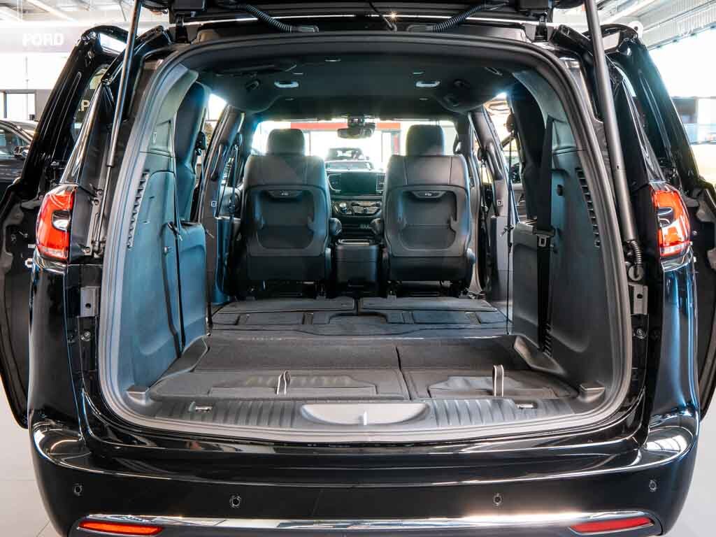 Chrysler Pacifica MPV 3,6 l 221 kw