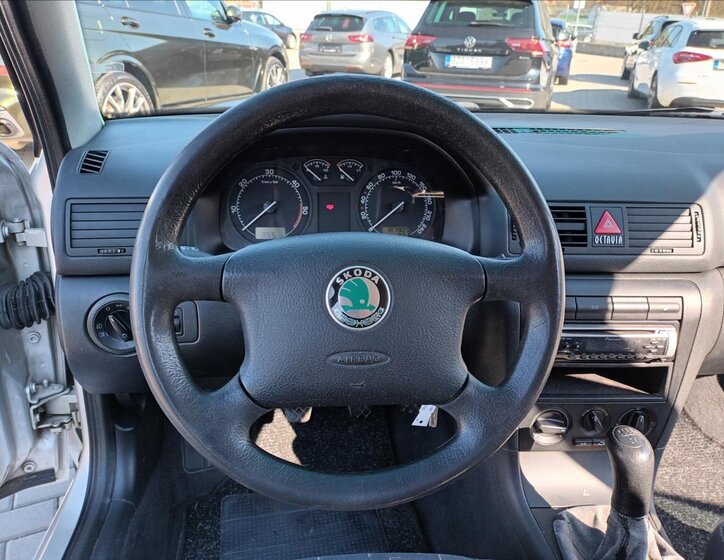 Škoda Octavia Liftback 1,9 l 81 kw