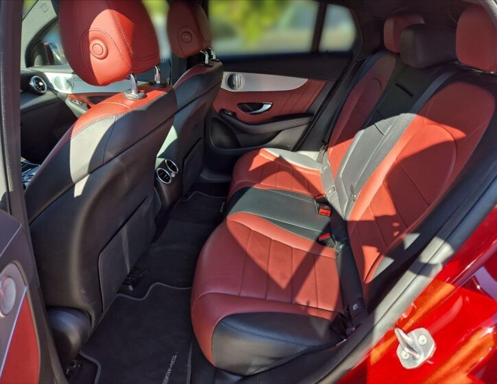 Mercedes-Benz GLC Hatchback 2,0 l 180 kw