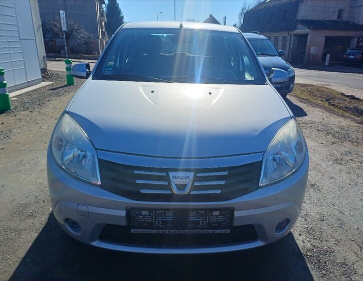 Dacia Sandero Hatchback 1,6 l 64 kw