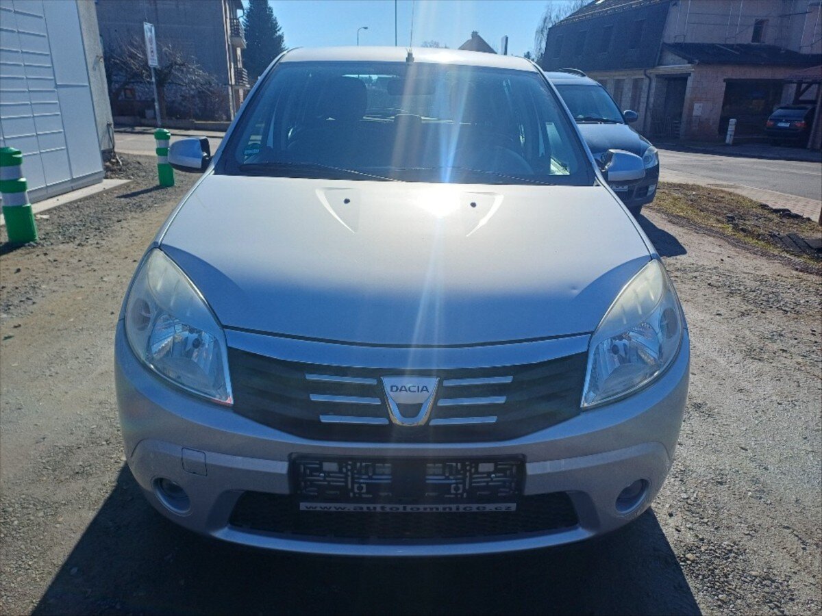 Dacia Sandero Hatchback 1,6 l 64 kw