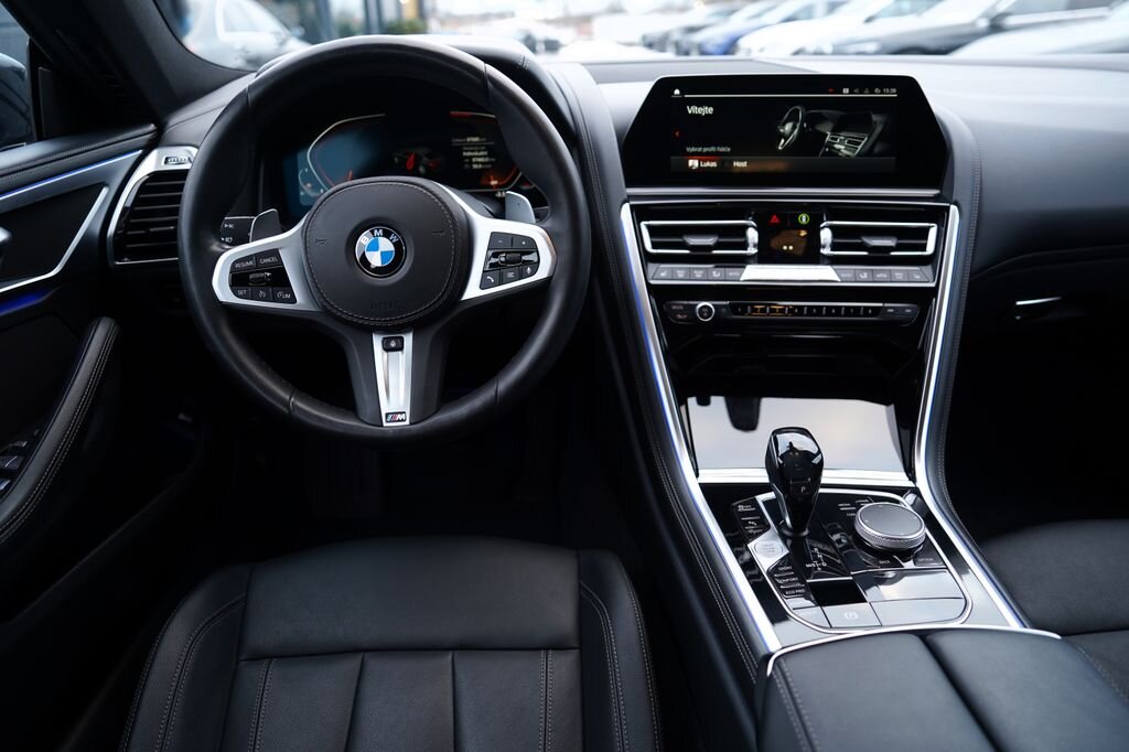 BMW Řada 8