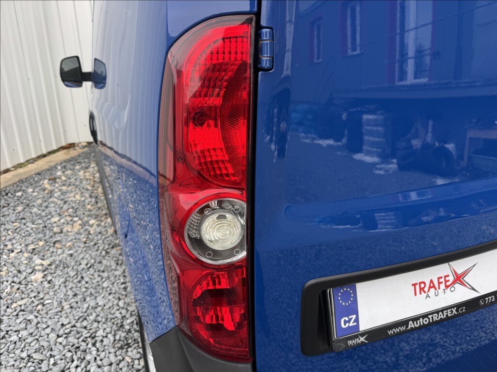 Fiat Dobló cargo Skříň 1,4 l 70 kw