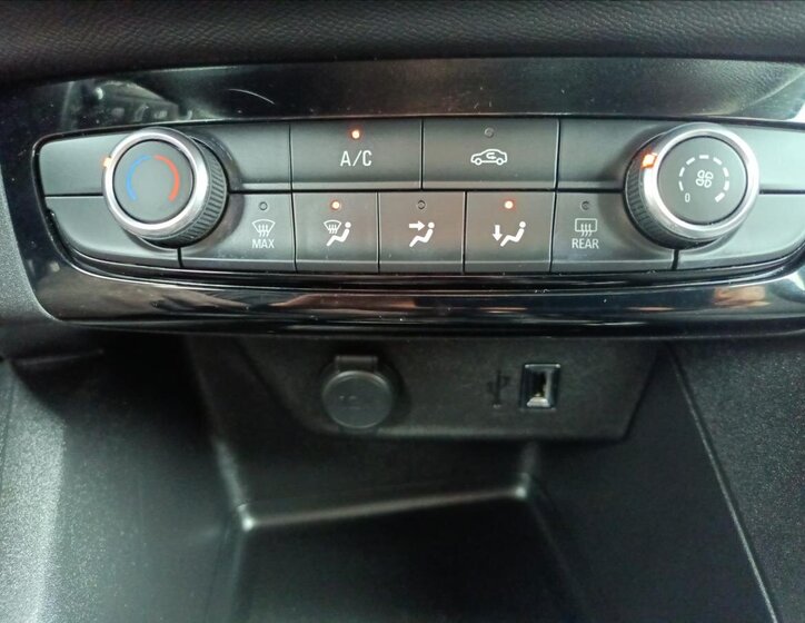 Opel Corsa Hatchback 1,2 l 55 kw