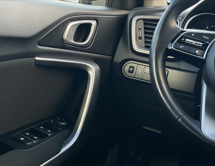 KIA Ceed Hatchback 998,0 74 kw