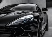 Aston Martin Vanquish 9