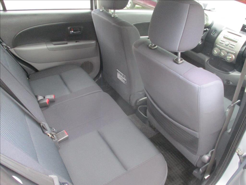 Subaru Justy Hatchback 998,0 51 kw