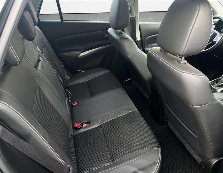 Suzuki S-Cross SUV 1,5 l 75 kw