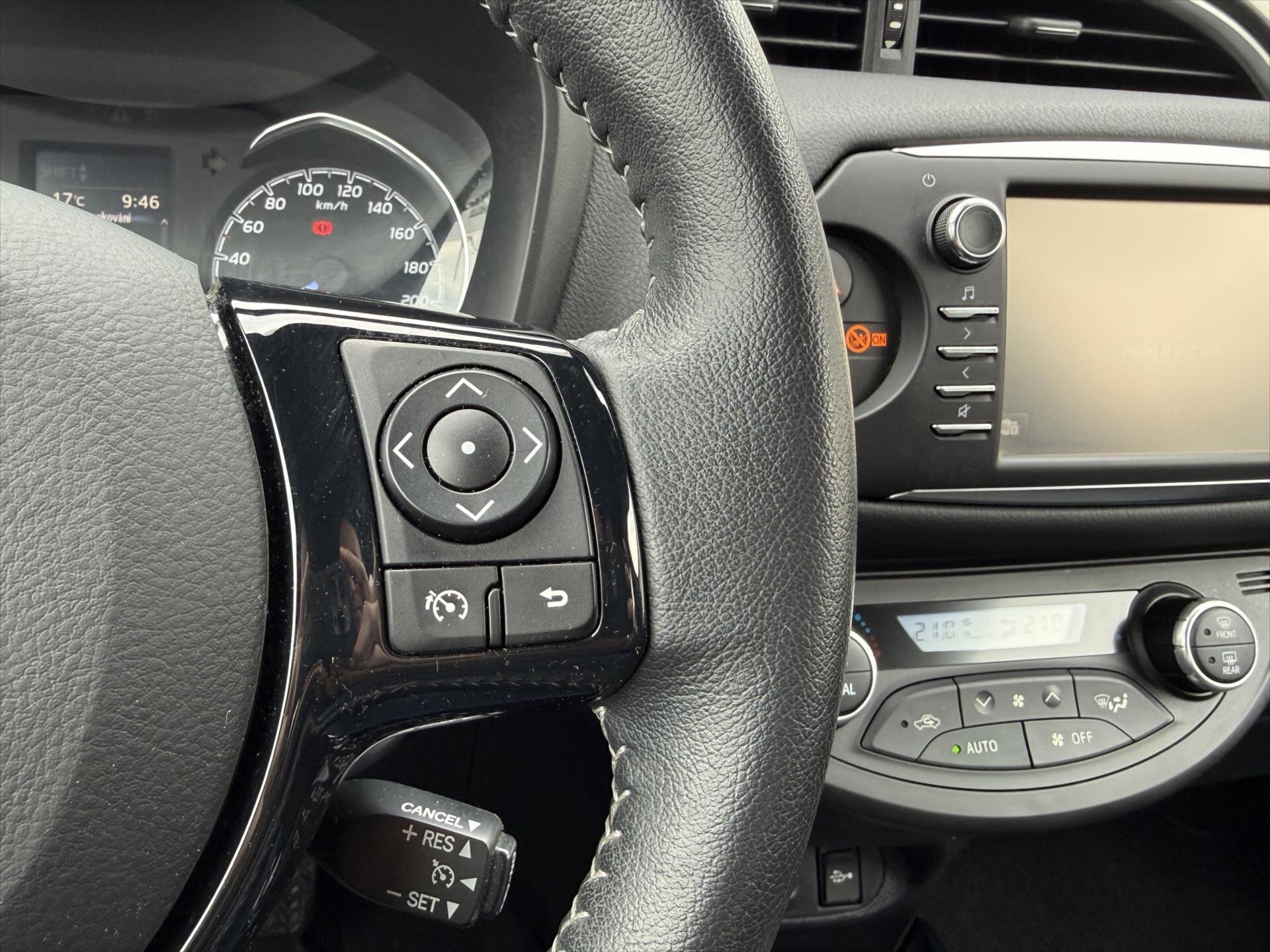 Toyota Yaris Hatchback 1,5 l 82 kw