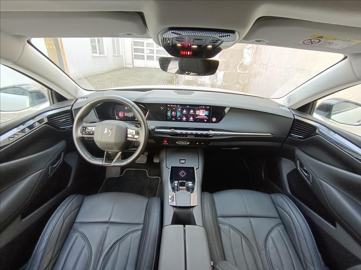 DS Automobiles DS4 Hatchback 1,6 l 133 kw