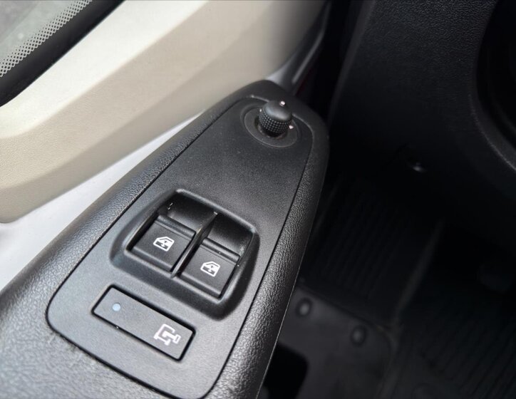 Opel Movano Skříň 2,2 l 103 kw