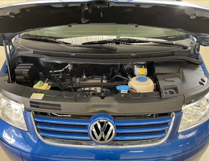 Volkswagen Caravelle Kombi 2,0 l 85 kw