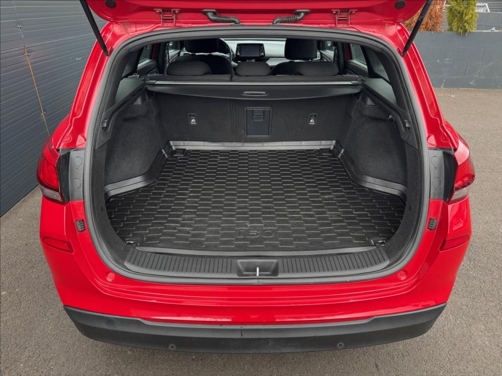 Hyundai i30 Kombi 1,4 l 103 kw
