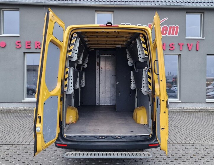 Mercedes-Benz Sprinter Skříň 2,1 l 105 kw