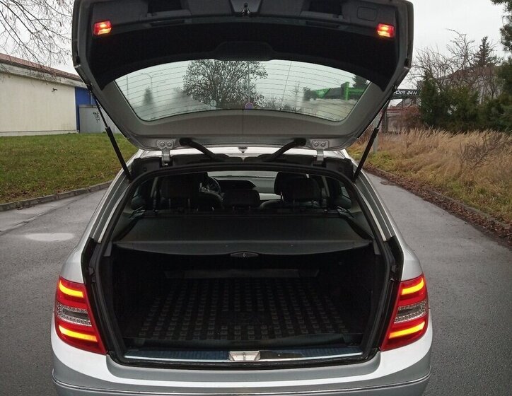 Mercedes-Benz Třídy C Kombi 0,0 125 kw
