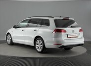 Volkswagen Golf Kombi 1,5 l 96 kw