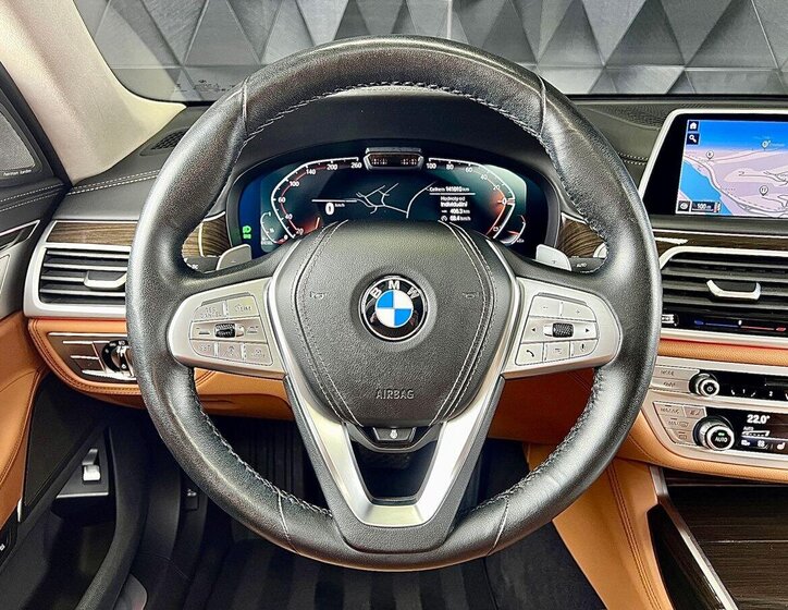 BMW Řada 7 Sedan / Limuzína 3,0 l 250 kw