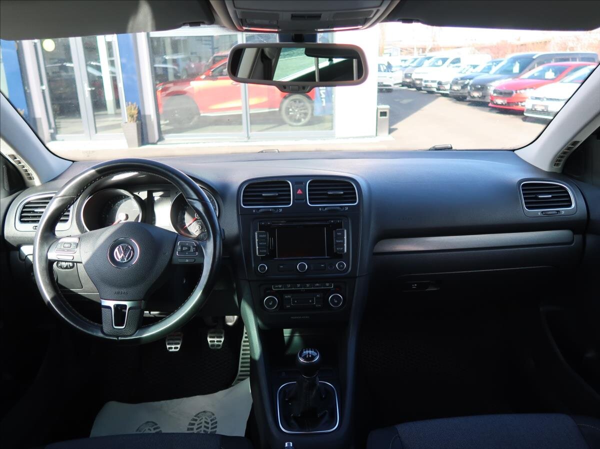 Volkswagen Golf Kombi 1,6 l 77 kw