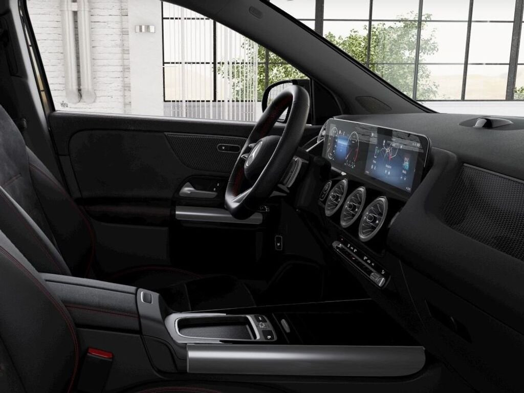 Mercedes-Benz GLA SUV / Terénní 2,0 l 85 kw
