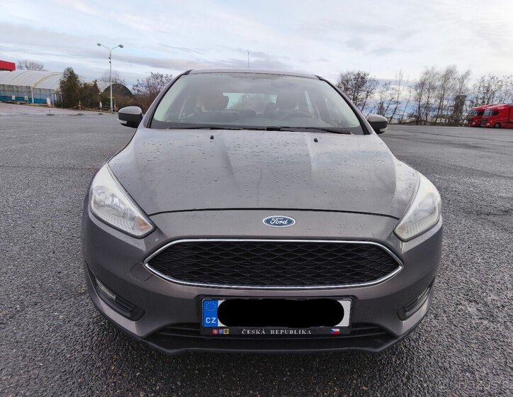 Ford Focus Hatchback 999,0 74 kw