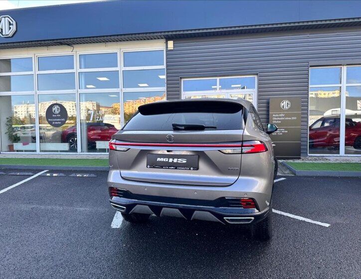 MG HS SUV 1,5 l 125 kw