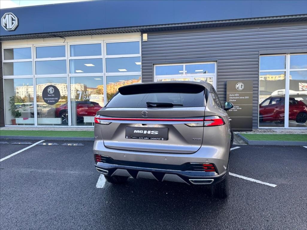 MG HS SUV 1,5 l 125 kw