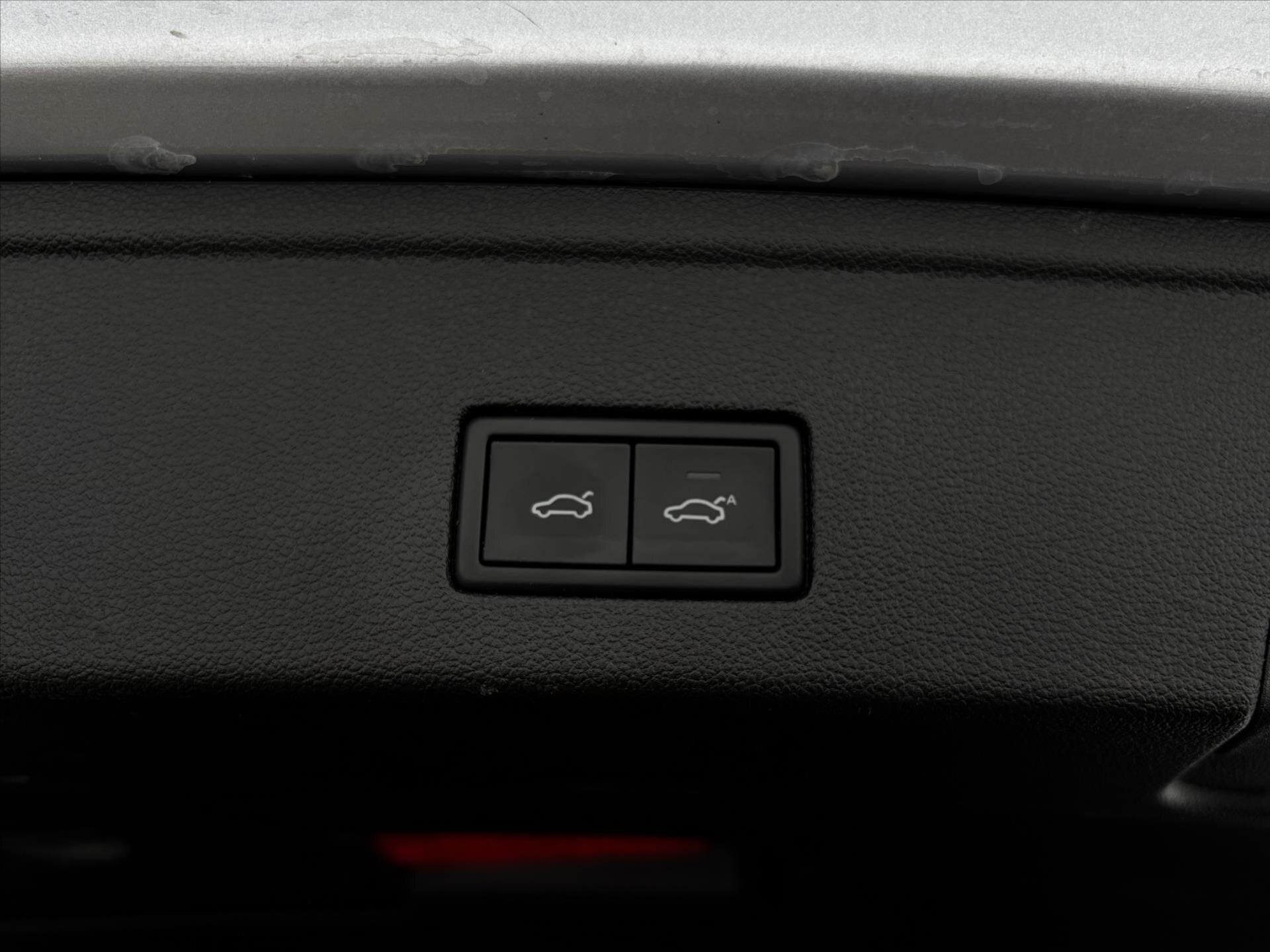 Volkswagen Touareg SUV 3,0 l 210 kw