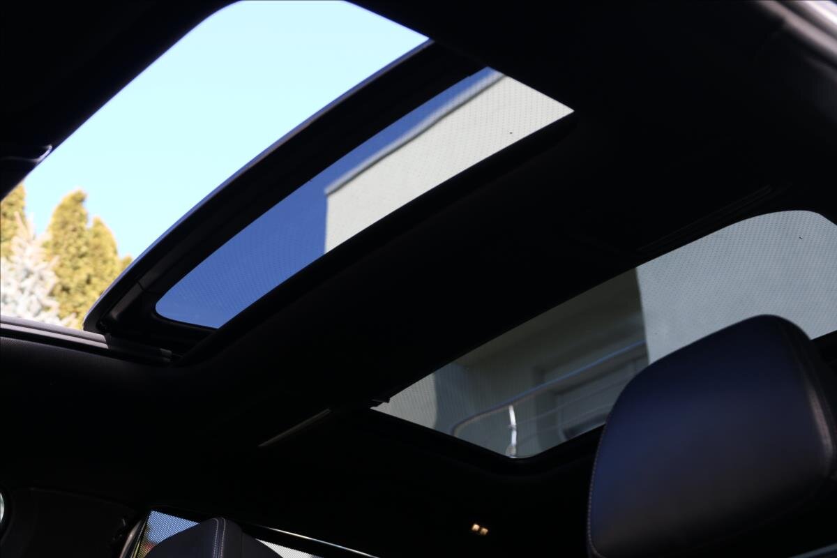 BMW Řada 7 Sedan / Limuzína 3,0 l 294 kw