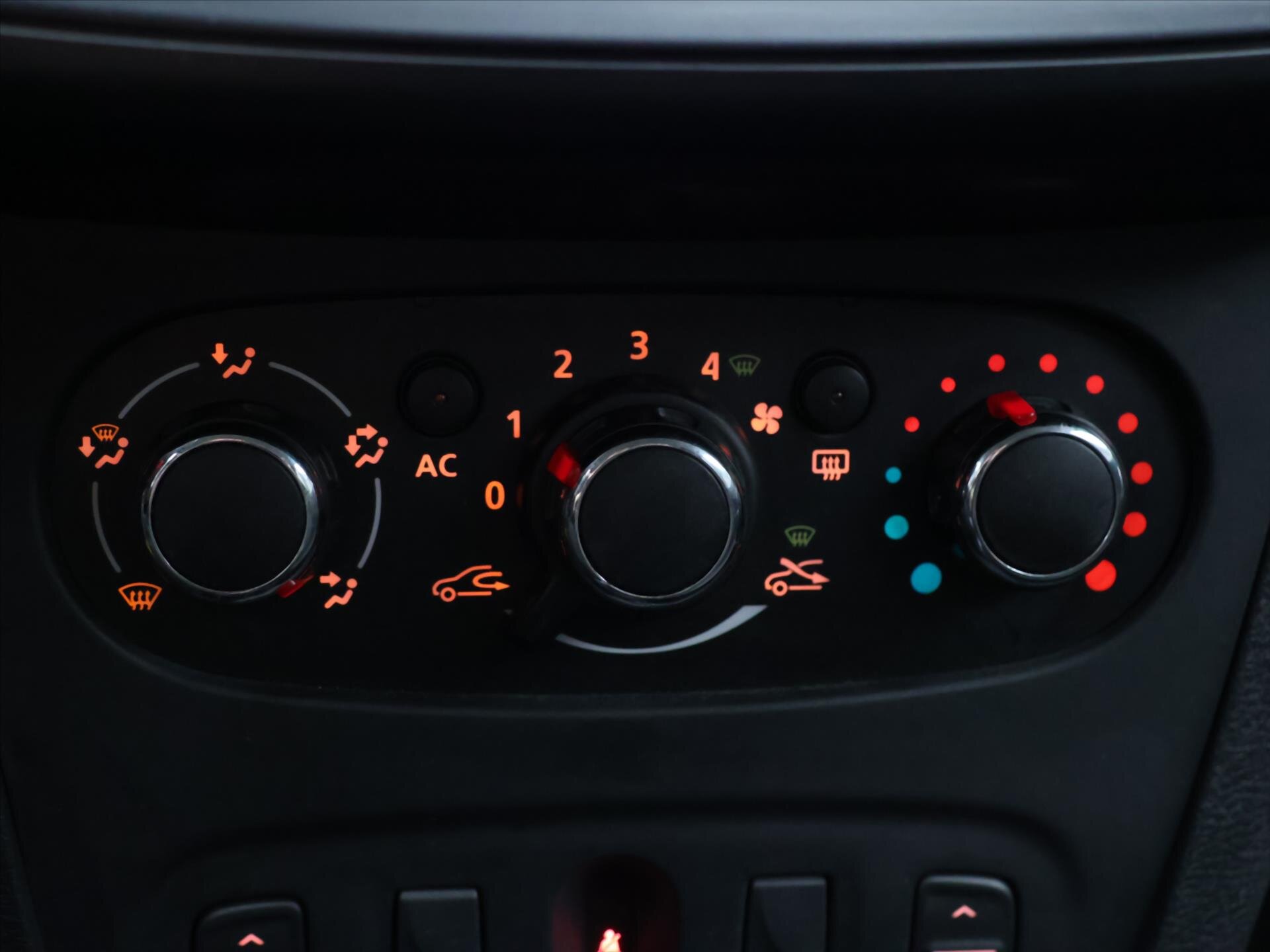 Dacia Logan Sedan / Limuzína 1,1 l 55 kw