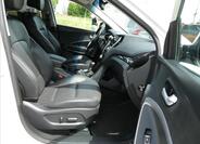 Hyundai Grand Santa Fe 29