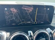 Mercedes-Benz GLB SUV / Terénní 1,3 l 100 kw