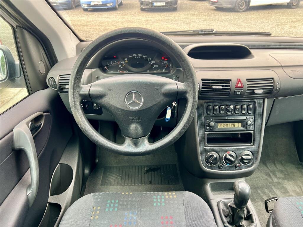Mercedes-Benz Vaneo MPV 1,7 l 67 kw