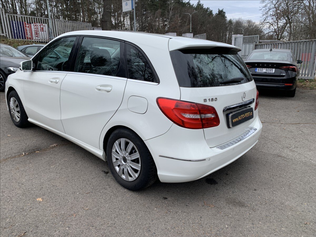 Mercedes-Benz Třídy B Hatchback 1,6 l 90 kw