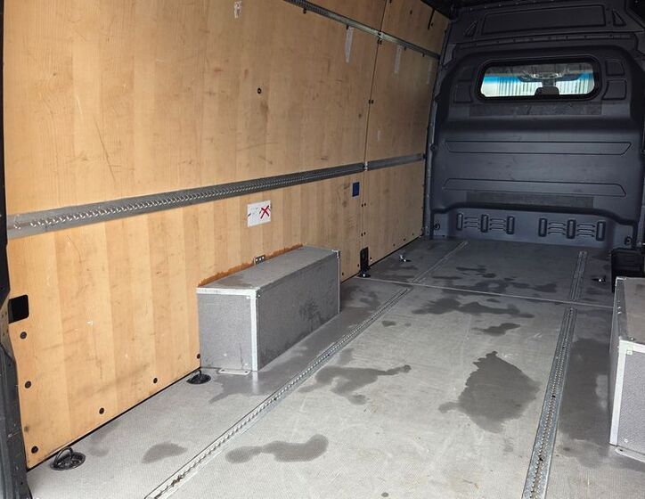 Mercedes-Benz Sprinter 16