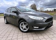Ford Focus Kombi 999,0 92 kw