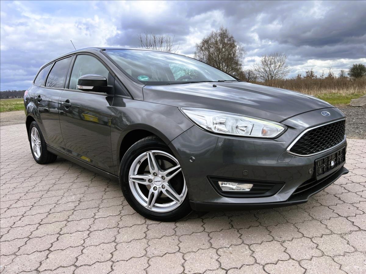 Ford Focus Kombi 999,0 92 kw